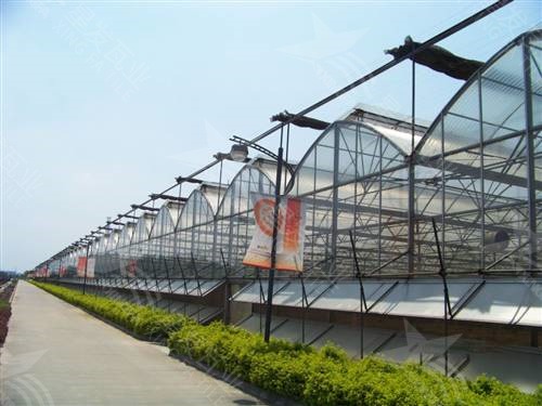 淡藍(lán)色1030型pvc采光瓦 全新pvc波浪瓦耐力陽光板大型工程圍擋用 防腐防火隔熱塑鋼瓦 畢節(jié)pvc膠瓦廠家生產(chǎn)零售