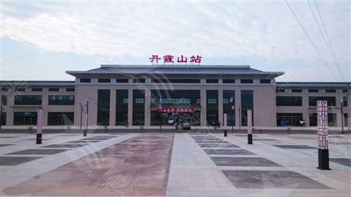 畢節合成樹脂瓦1050寬度防腐隔熱別墅瓦自建房用 鋼結構施工廠房樹脂塑料瓦 樹脂瓦封檐板批發價格